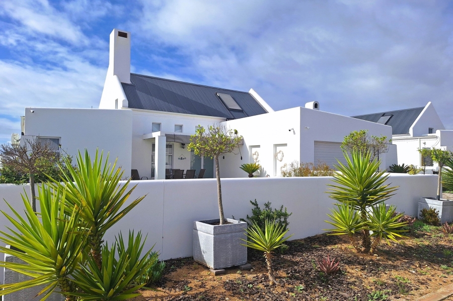 3 Bedroom Property for Sale in Lampiesbaai Western Cape